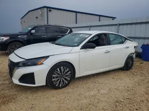 Nissan Altima 2.5L 4 2025