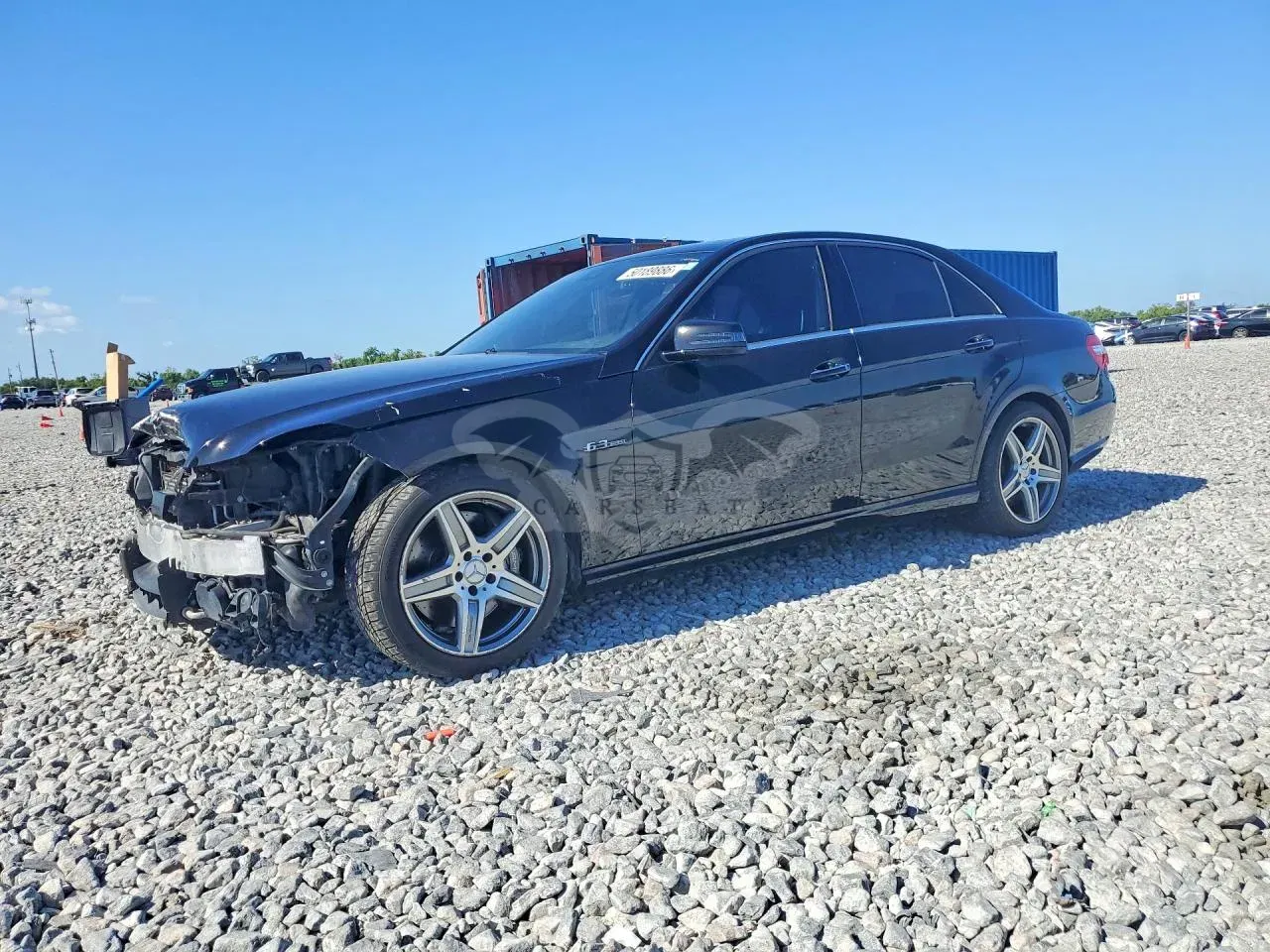 Mercedes-Benz E 6.2L 8 2010