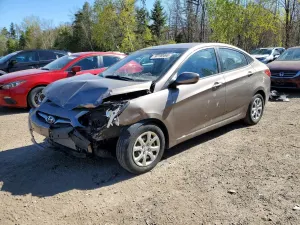 Hyundai Accent 1.6L 4 2013