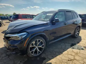 BMW X5 4.4L 8 2021