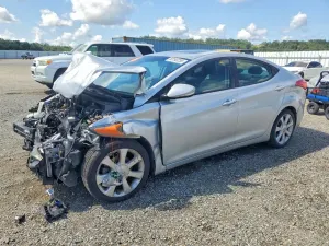 Hyundai Elantra 1.8L 4 2013