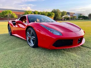 Ferrari 488 3.9L 8 2016