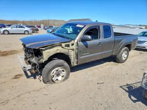 Toyota Tacoma 4.0L 6 2015