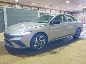 Hyundai Elantra 2.0L 4 2025
