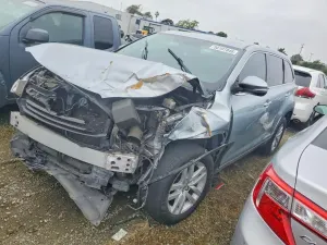 Toyota Highlander 2.7L 4 2014
