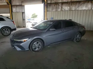 Hyundai Elantra 2.0L 4 2024