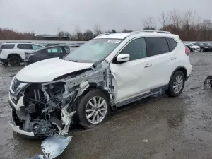 Nissan Rogue S 2.5L 4 2020