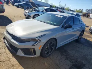 Kia K5 2.5L 4 2025