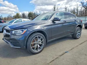 Mercedes-Benz GLC 2.0L 4 2023