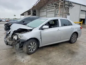 Toyota Corolla 1.8L 4 2013