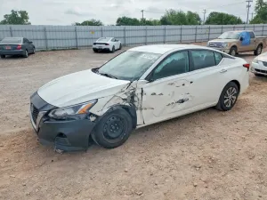 Nissan Altima 2.5L 4 2019