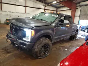 Ford F-350 6.7L 8 2017