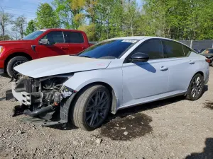 Nissan Altima 2.0L 4 2023