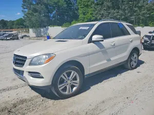 Mercedes-Benz ML 3.5L 6 2015