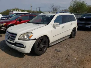 Mercedes-Benz GL 5.5L 8 2012