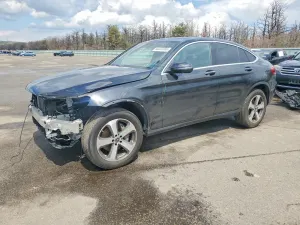 Mercedes-Benz GLC 2.0L 4 2023