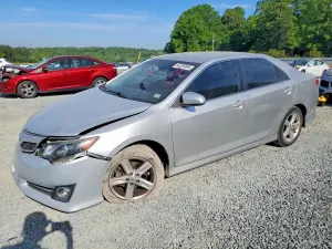 Toyota Camry 2.5L 4 2014