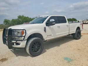 Ford F-350 6.7L 8 2019