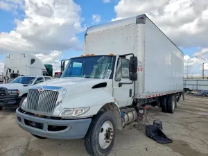 International DuraStar / 4000 6.7L 6 2018