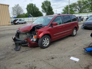 Chrysler Town & Country 3.8L 6 2010