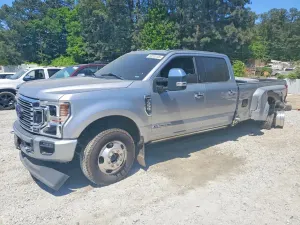 Ford F-350 6.7L 8 2022