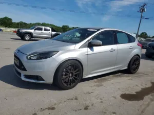 Ford Focus 2.0L 4 2013