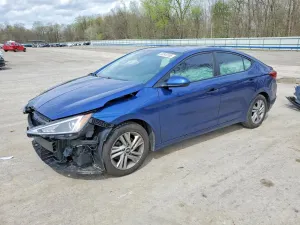 Hyundai Elantra 2.0L 4 2020