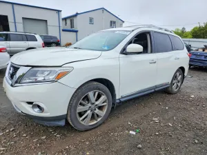 Nissan Pathfinder 3.5L 6 2014
