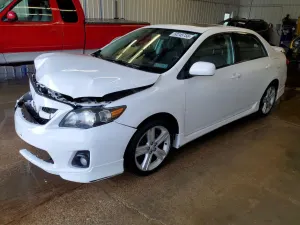 Toyota Corolla 1.8L 4 2013