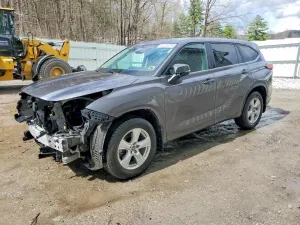 Toyota Highlander 2.4L 4 2023