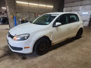 Volkswagen Golf 2.5L 5 2011