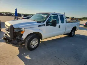 Ford F-250 6.2L 8 2015