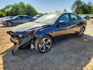 Hyundai Elantra 2.0L 4 2023