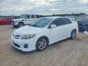 Toyota Corolla 1.8L 4 2013