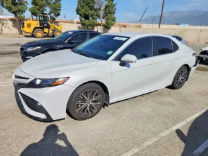 Toyota Camry 2.5L 4 2023