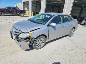 Toyota Corolla 1.8L 4 2012