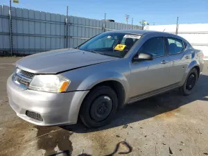 Dodge Avenger 2.4L 4 2013