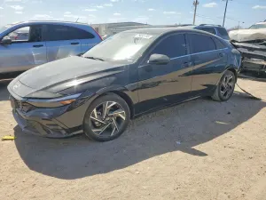 Hyundai Elantra 2.0L 4 2024