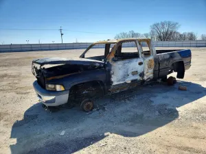 Dodge RAM 8.0L 10 2001