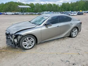 Lexus IS 3.5L 6 2021