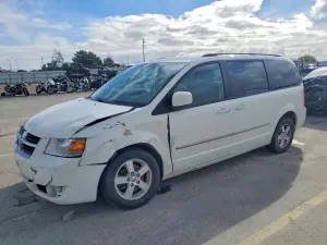 Dodge Grand Caravan (Caravan) 3.8L 6 2010