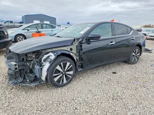 Nissan Altima 2.5L 4 2020
