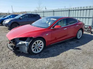 Tesla Model S 2014