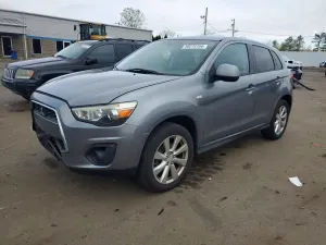 Mitsubishi Outlander 2.0L 4 2015