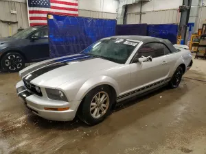Ford Mustang 4.0L 6 2006