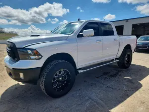 RAM 1500 5.7L 8 2015