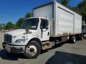 Freightliner Business Class M2 6.7L 6 2015