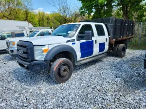 Ford F-450 6.8L 10 2016