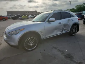 Infiniti FX 3.5L 6 2011