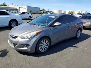 Hyundai Elantra 1.8L 4 2012